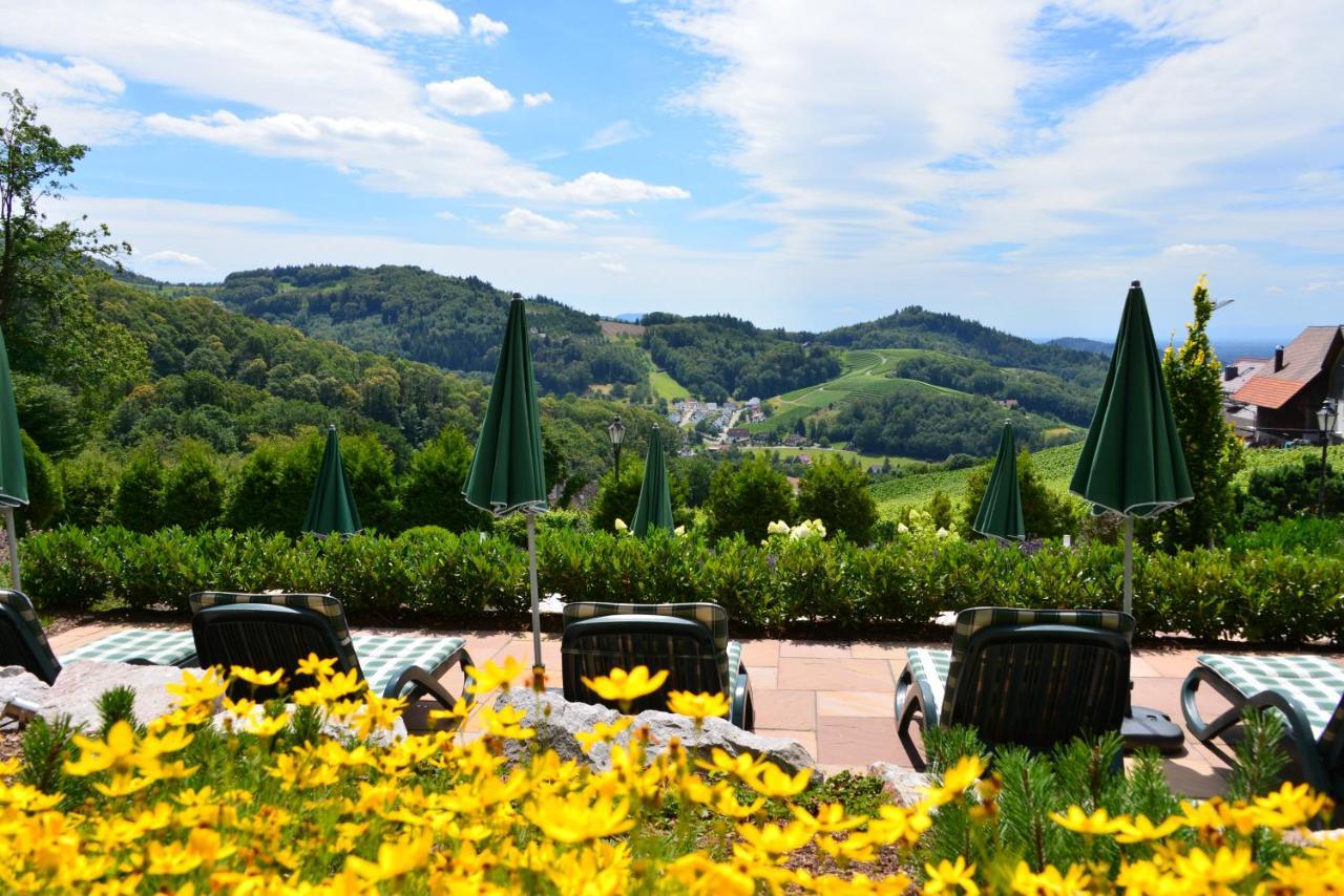 Relaxhotel Tannenhof Sasbachwalden Buitenkant foto