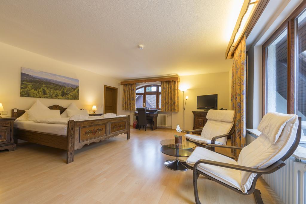 Relaxhotel Tannenhof Sasbachwalden Buitenkant foto